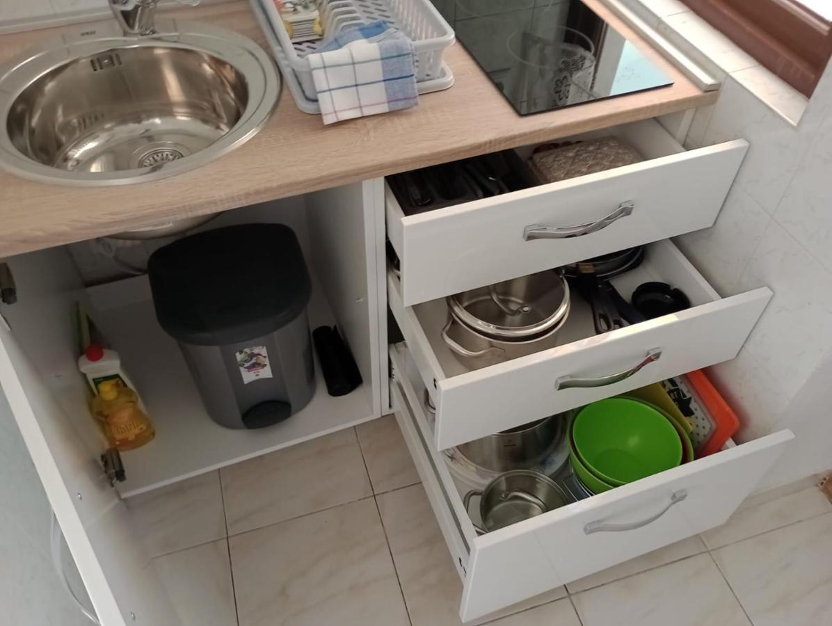 Apartmani Valentino Макарска Екстериор снимка
