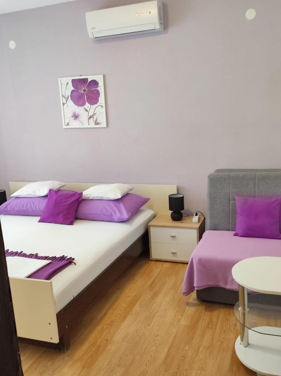 Apartmani Valentino Макарска Екстериор снимка
