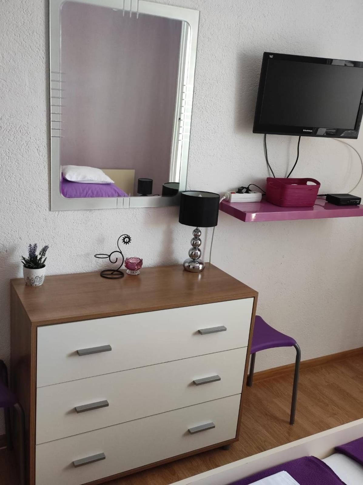 Apartmani Valentino Макарска Екстериор снимка